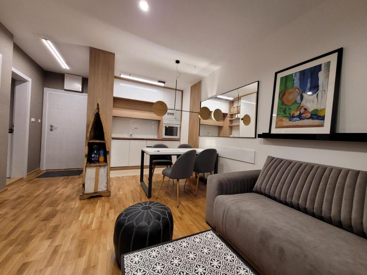 Apartment Ornament Lux Vrnjačka Banja エクステリア 写真